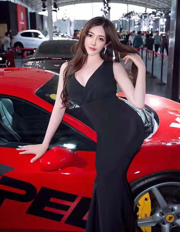 巴黎伴游服务